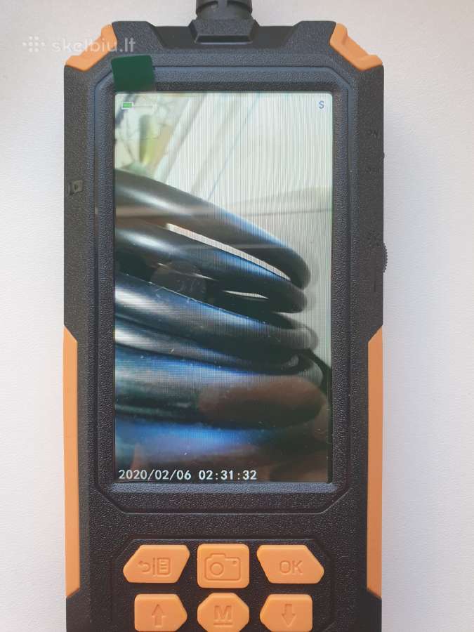 endoskopine-kamera-su-dviejomis-kameromis-ir-lcd-2-1